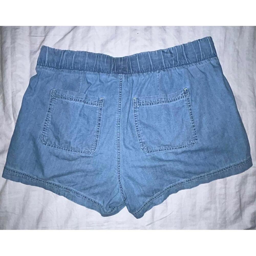 Torrid Shorts Pull On Elastic Waist Sz 1 - Picture 2 of 4
